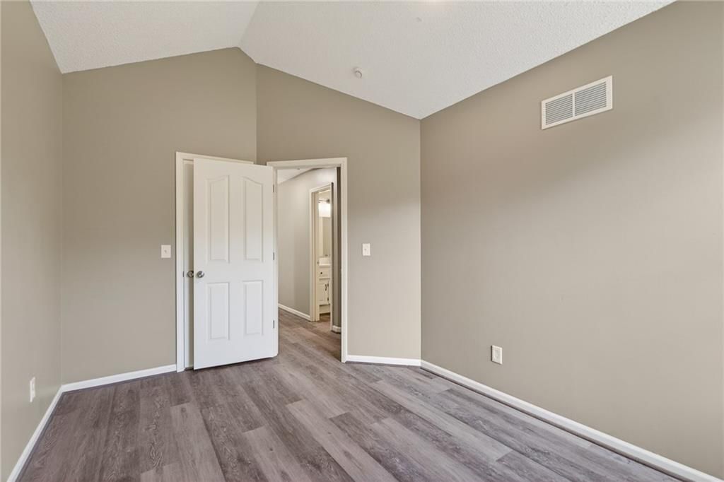 708 Autumn Drive — photo 23