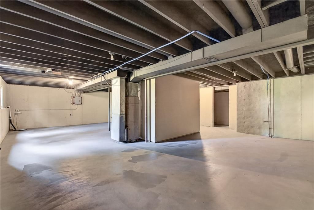 708 Autumn Drive — photo 30