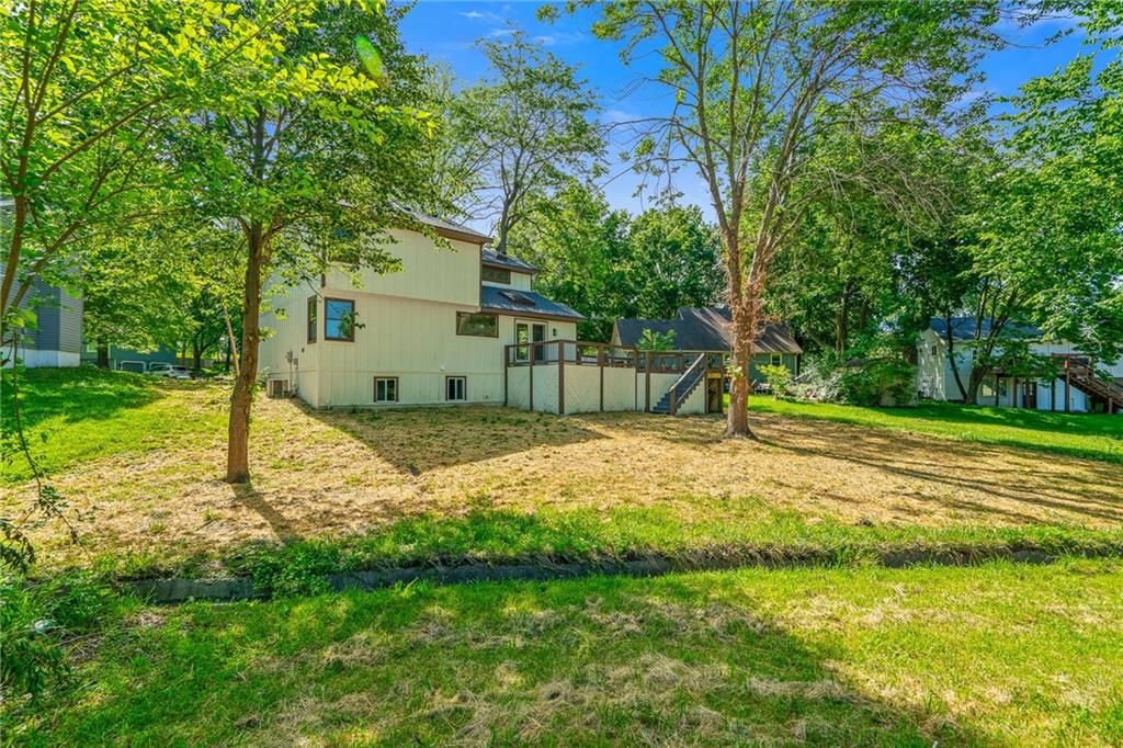 708 Autumn Drive — photo 35
