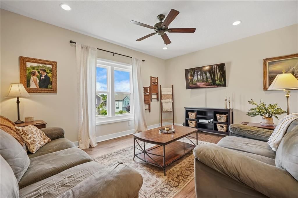 2216 Ashford Street — photo 8