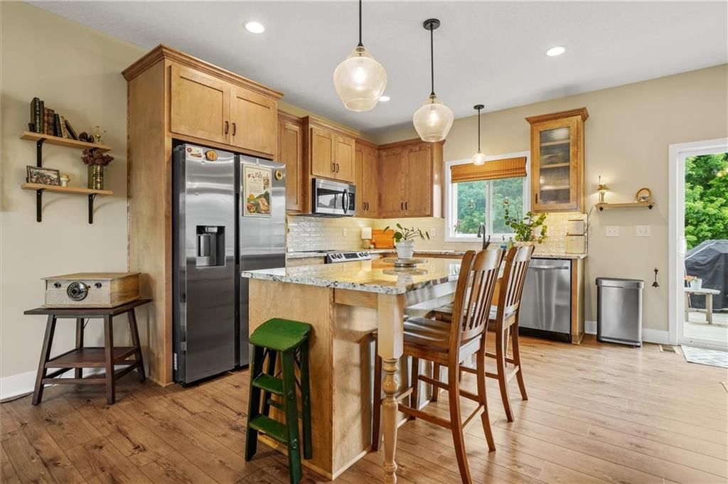 2216 Ashford Street — photo 10