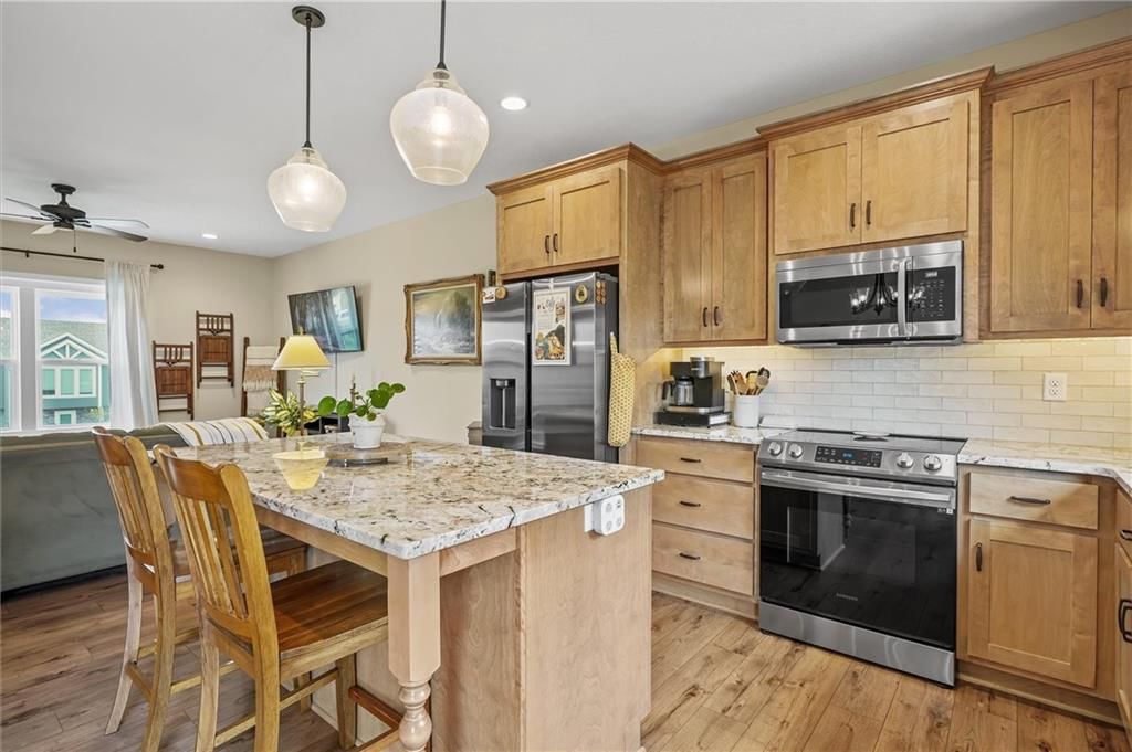 2216 Ashford Street — photo 13