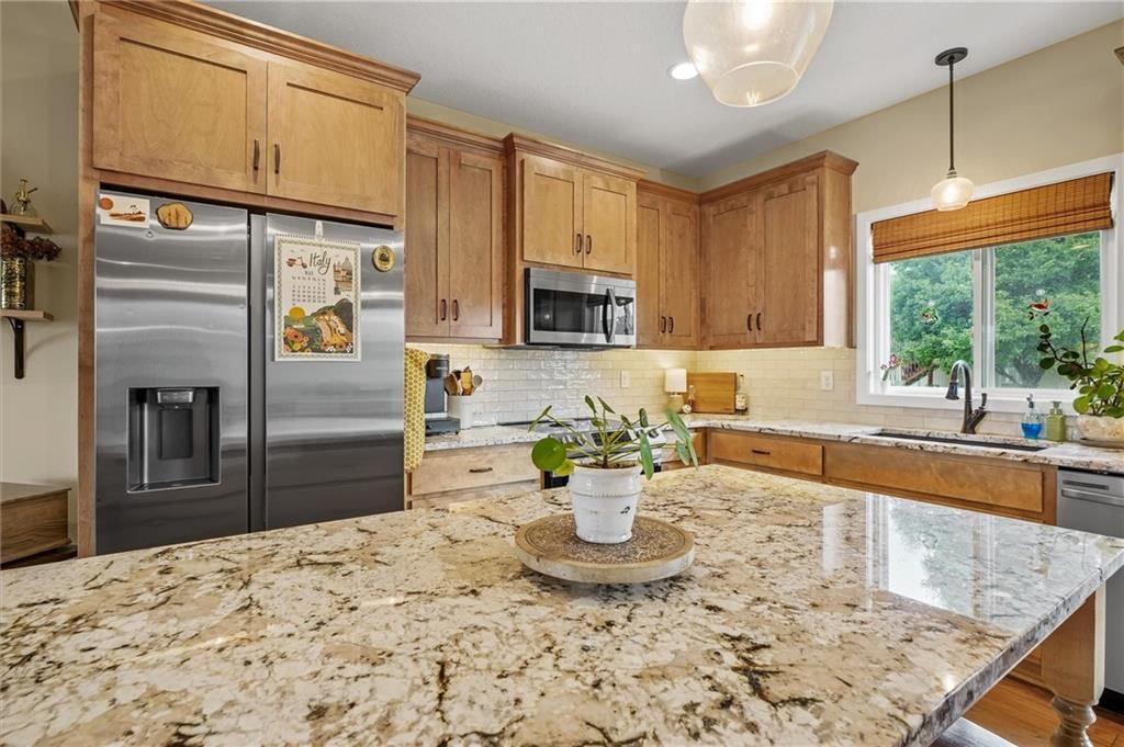 2216 Ashford Street — photo 14