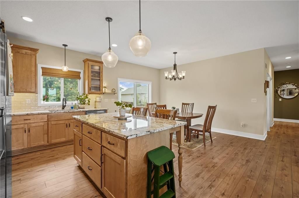 2216 Ashford Street — photo 15
