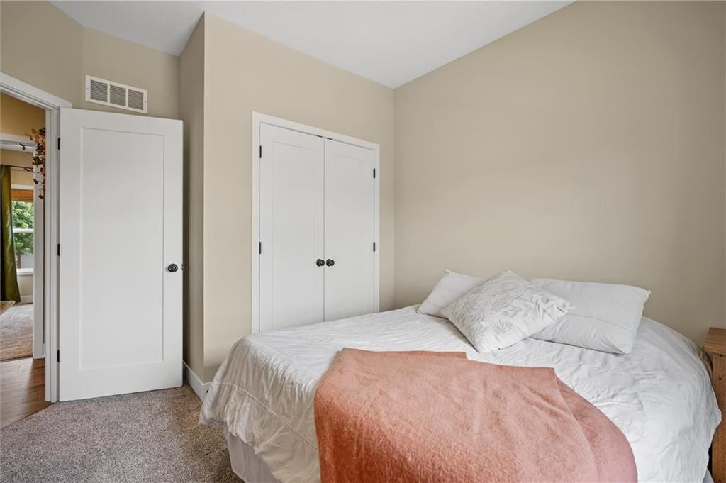 2216 Ashford Street — photo 22