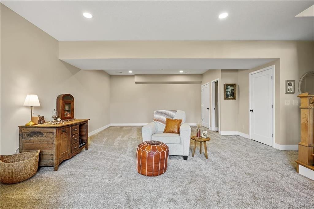 2216 Ashford Street — photo 28