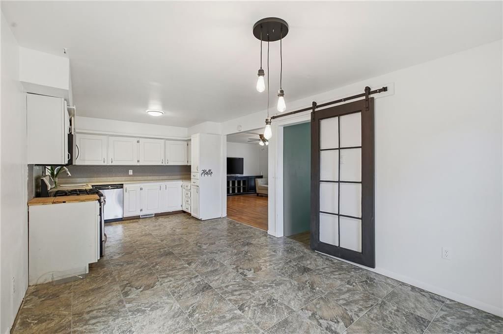 112 Collette Street — photo 8