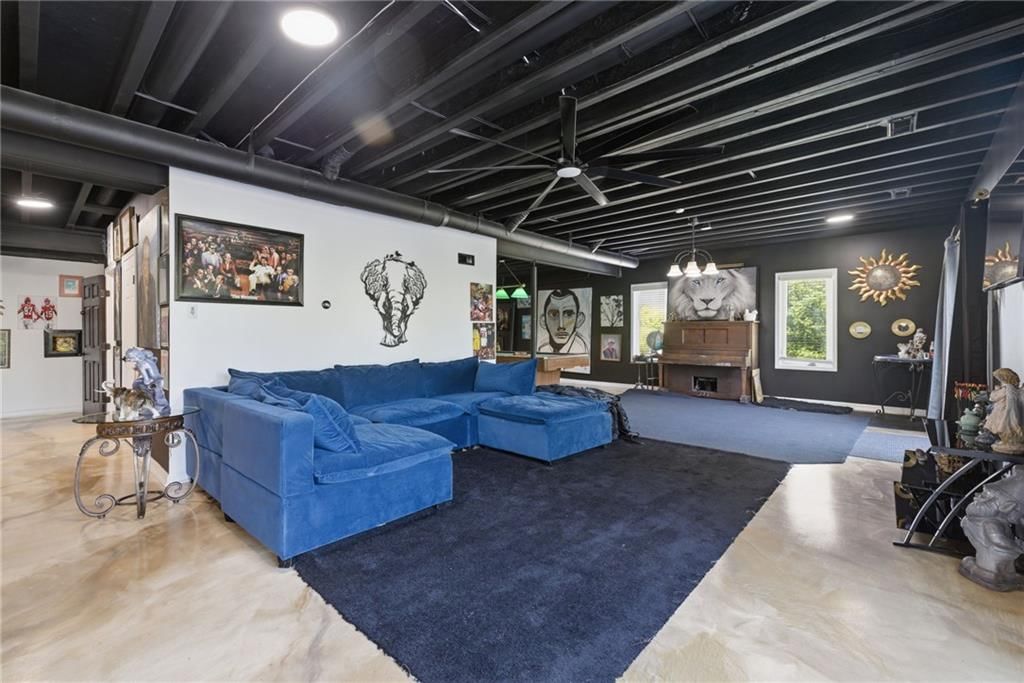 341 NW Thoreau Circle — photo 63
