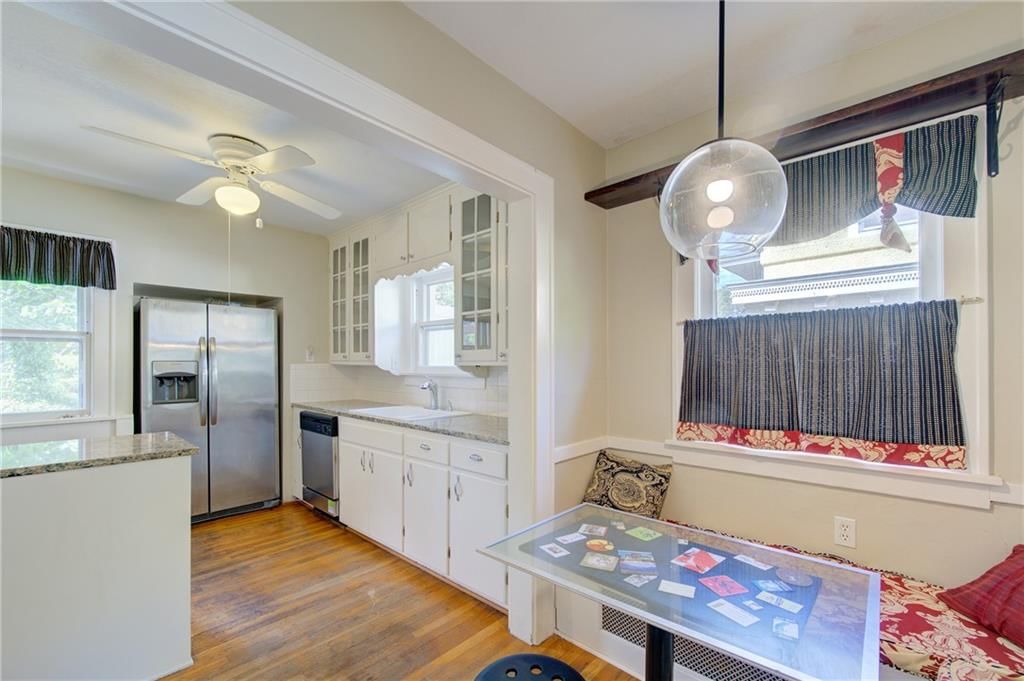 1033 W 71 Terrace — photo 16