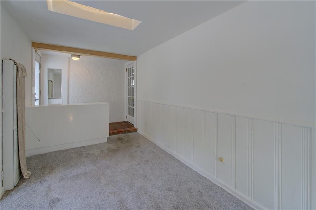 1033 W 71 Terrace — photo 21