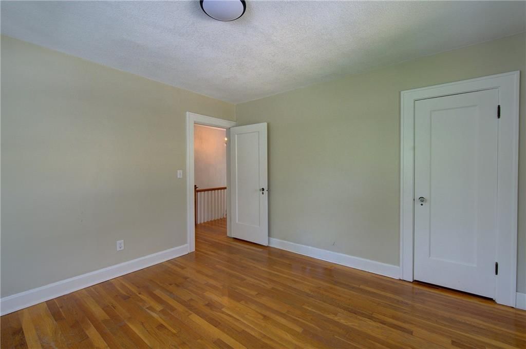 1033 W 71 Terrace — photo 29
