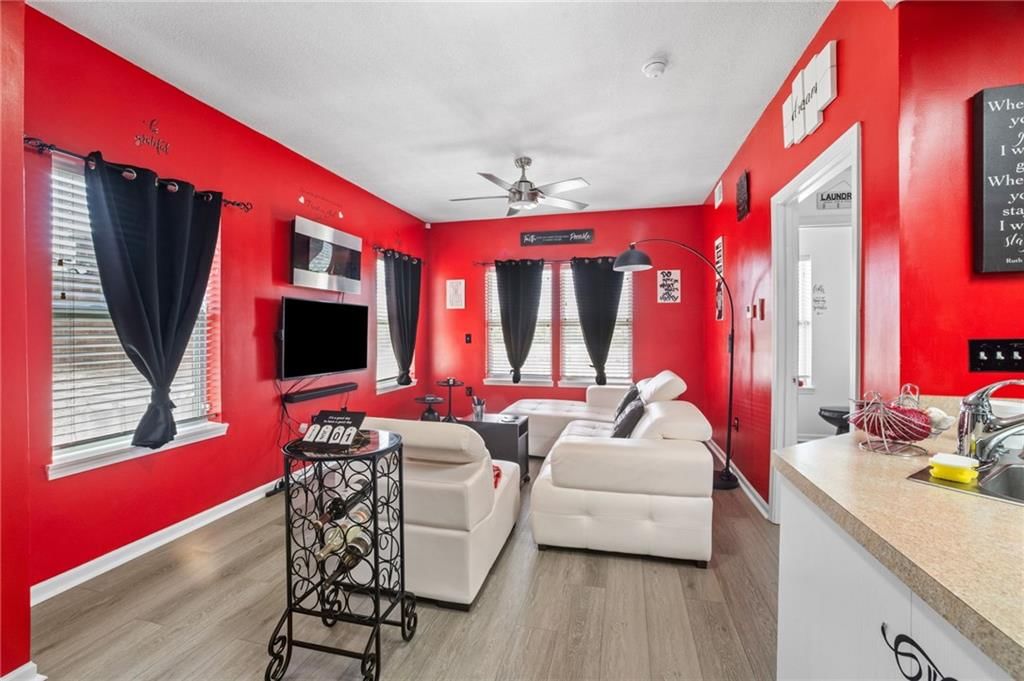 3811 Euclid Avenue — photo 10