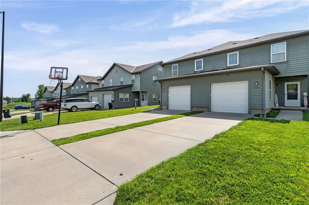 3811 Euclid Avenue — photo 30