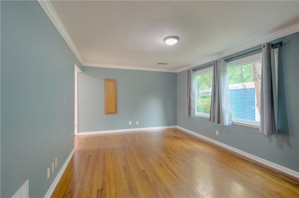 7628 Foster Street — photo 5