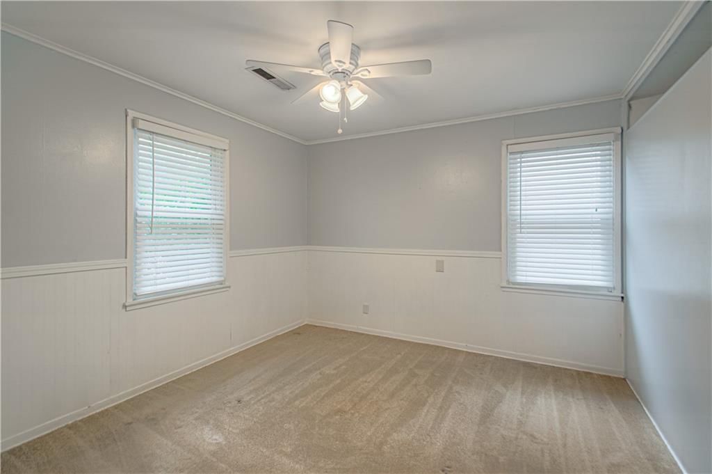 7628 Foster Street — photo 12