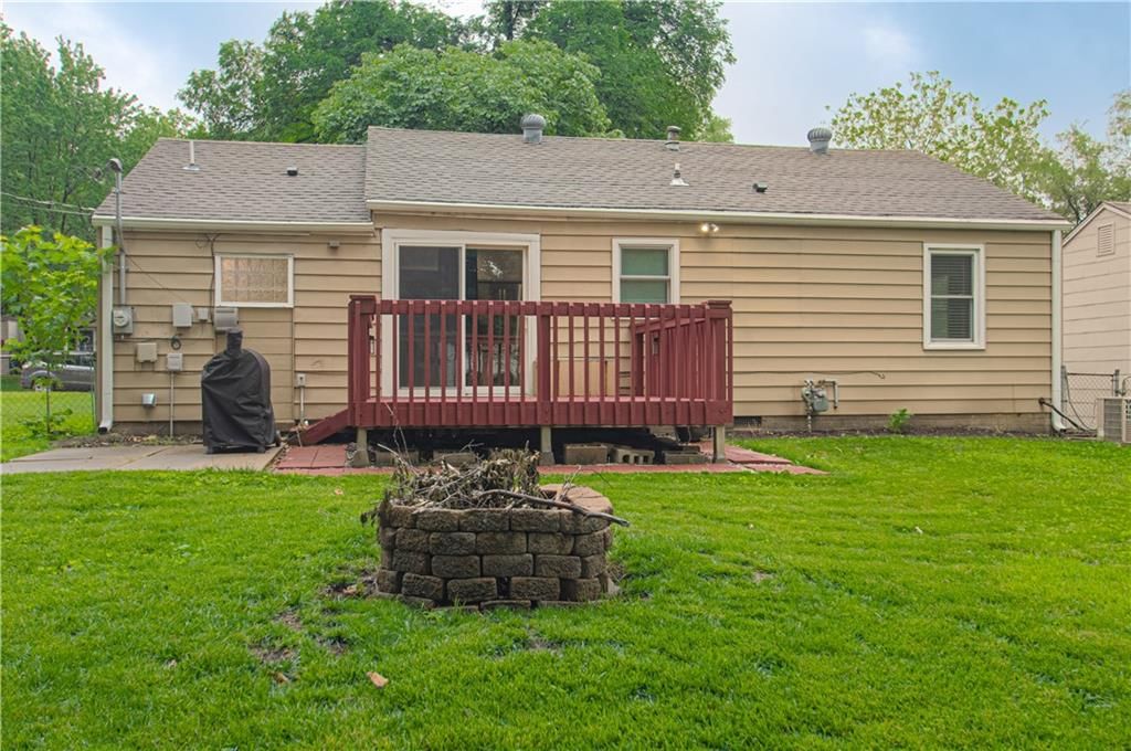 7628 Foster Street — photo 20