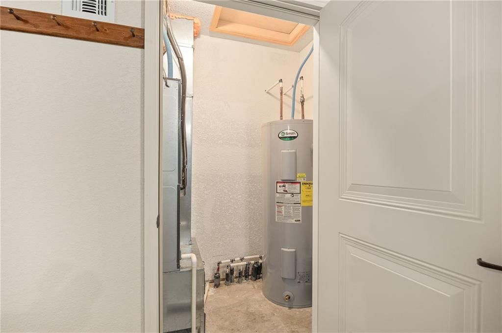 2805 Meadow Ridge Drive — photo 15