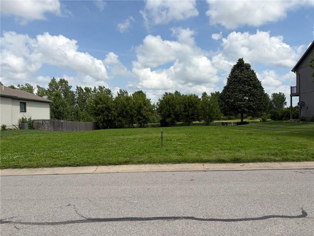 1500 N 4th St E Lot 172 Street E — photo 2