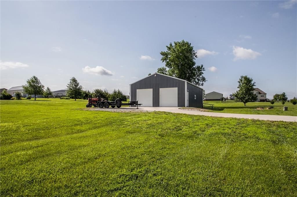 16963 Auburn Court — photo 3