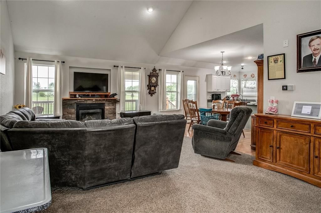 16963 Auburn Court — photo 10