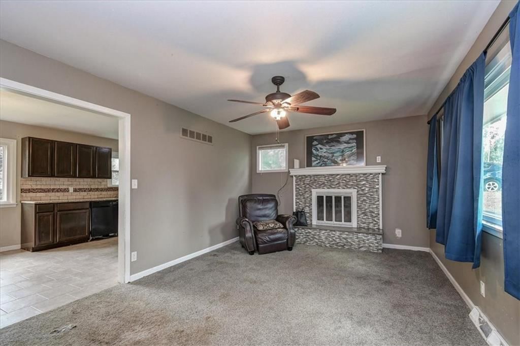 3035 ENGLEWOOD Terrace — photo 5