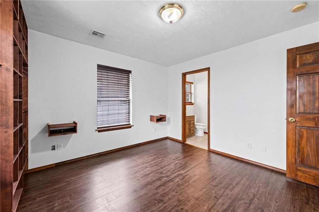 800 N 9th Street — photo 17