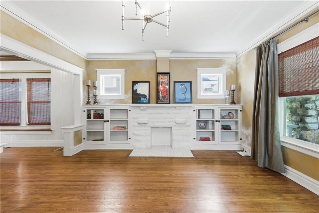 4215 Kenwood Avenue — photo 5