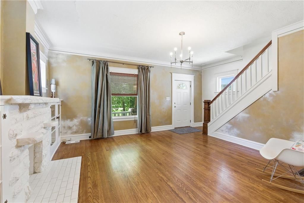 4215 Kenwood Avenue — photo 6