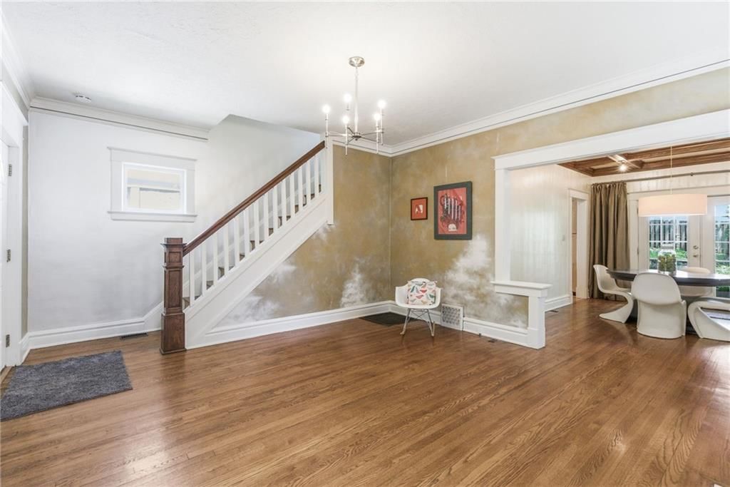 4215 Kenwood Avenue — photo 10