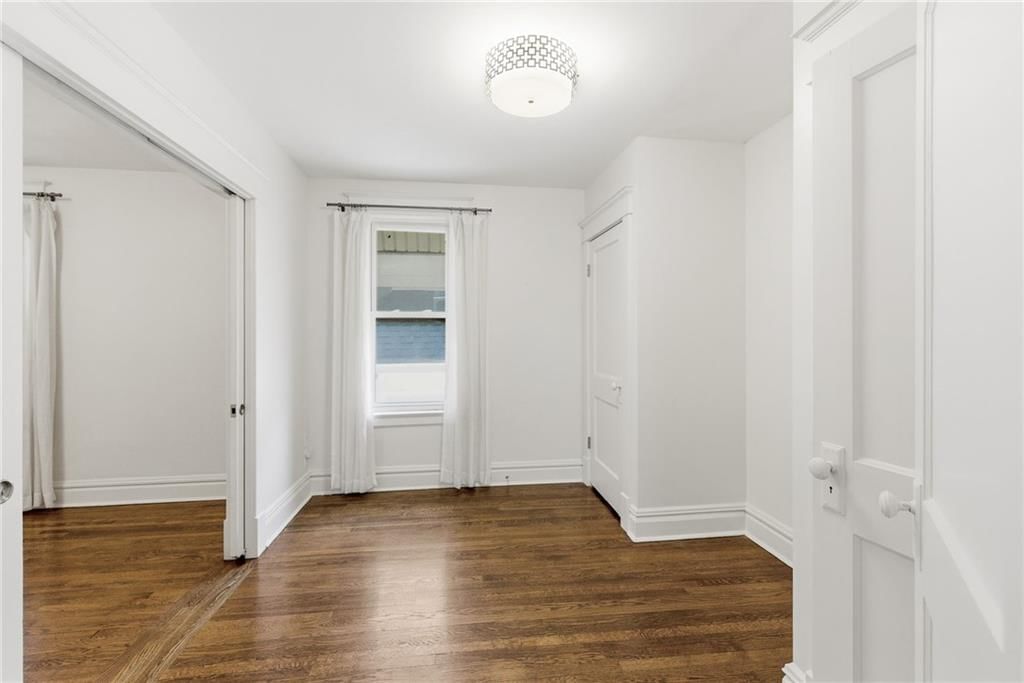 4215 Kenwood Avenue — photo 25