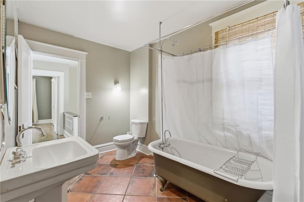 4215 Kenwood Avenue — photo 27