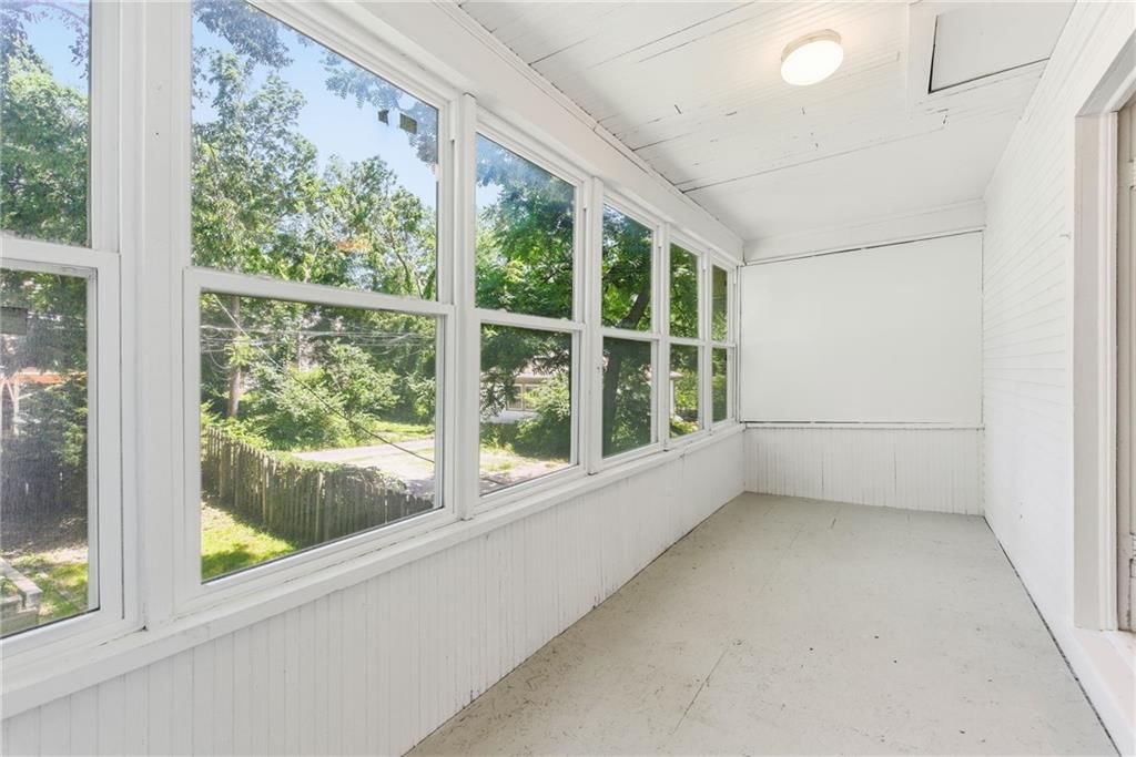 4215 Kenwood Avenue — photo 29