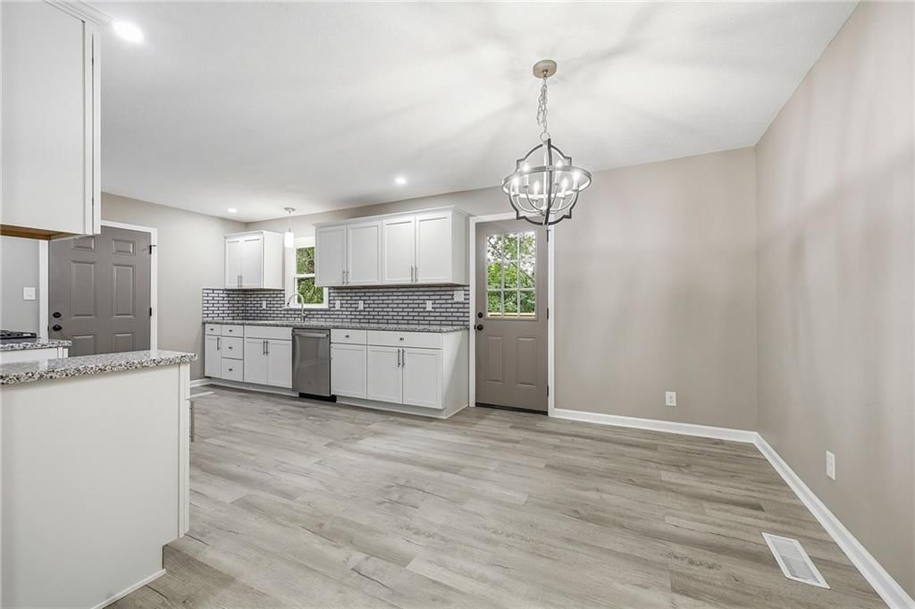 6725 Montana Court — photo 6