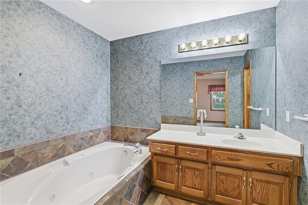 1803 SUNSET Drive — photo 23