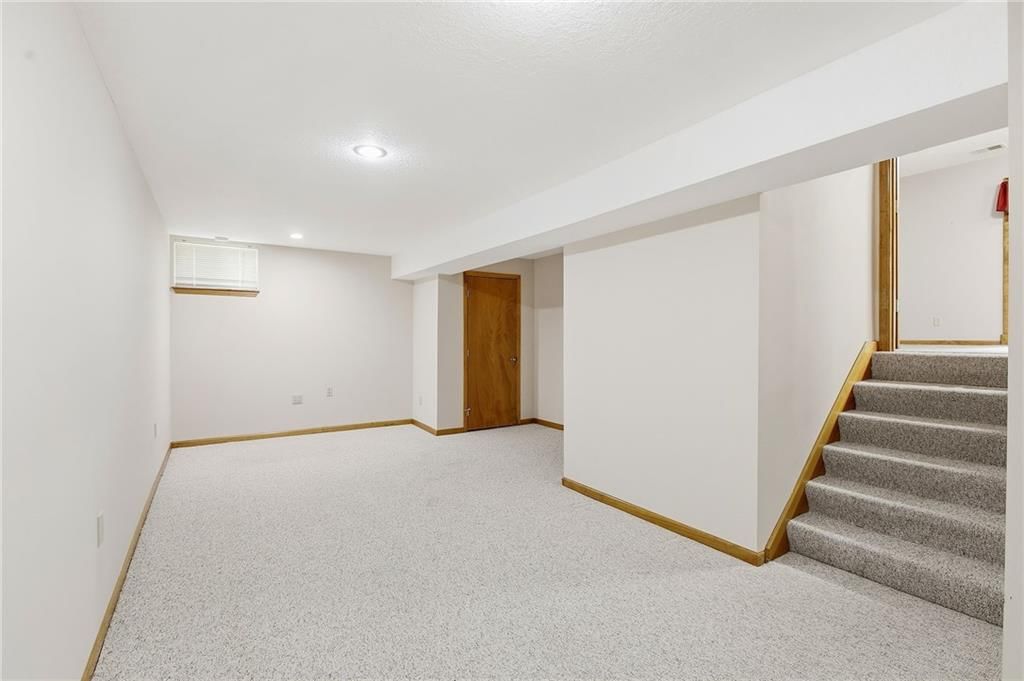 1803 SUNSET Drive — photo 34