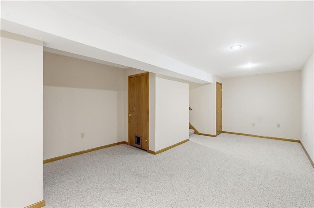 1803 SUNSET Drive — photo 35