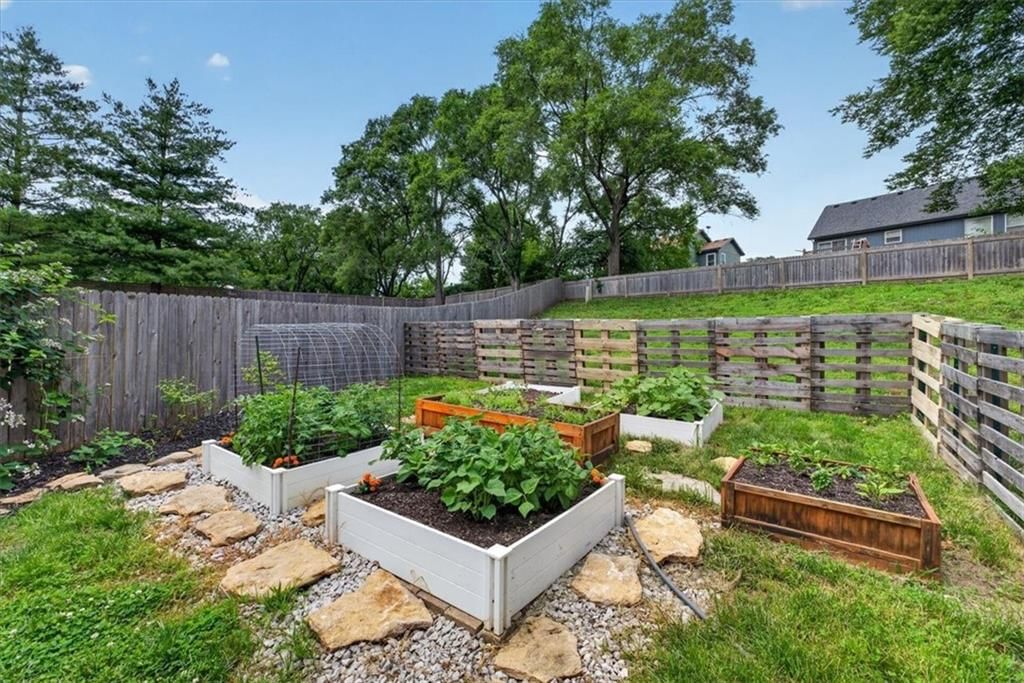 21310 W 120th Terrace — photo 40