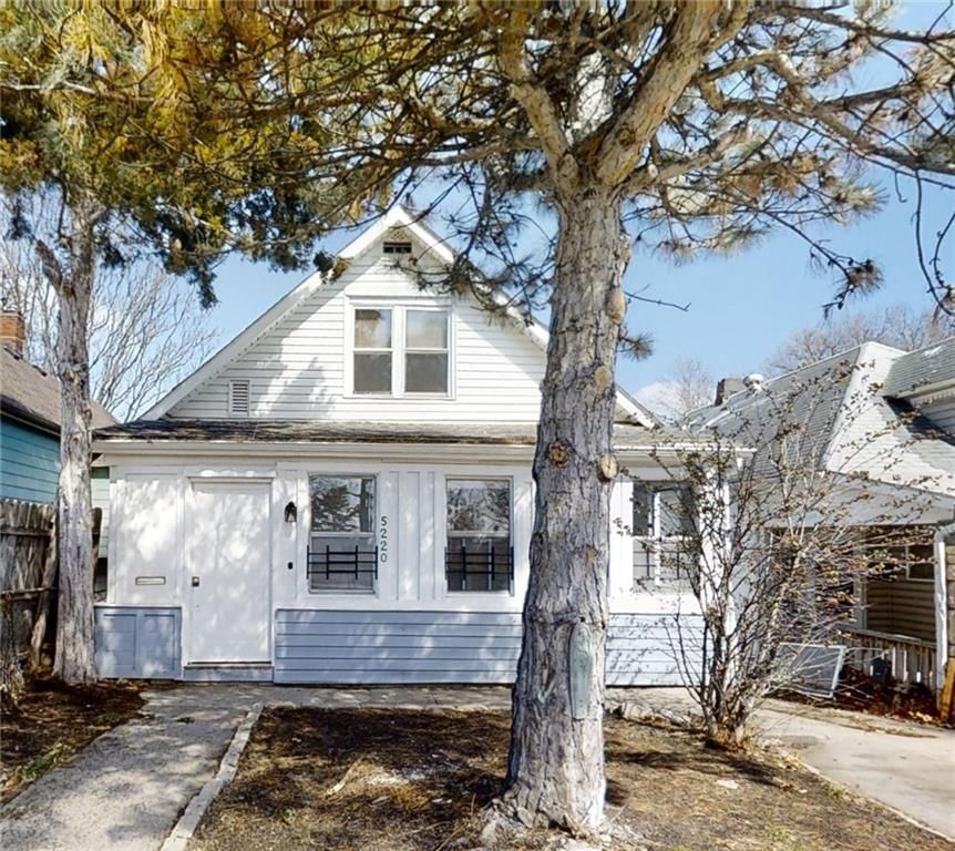 5220 St John Avenue — photo 1
