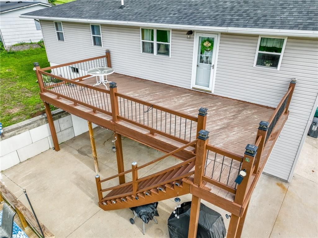 906 Maple Street — photo 36