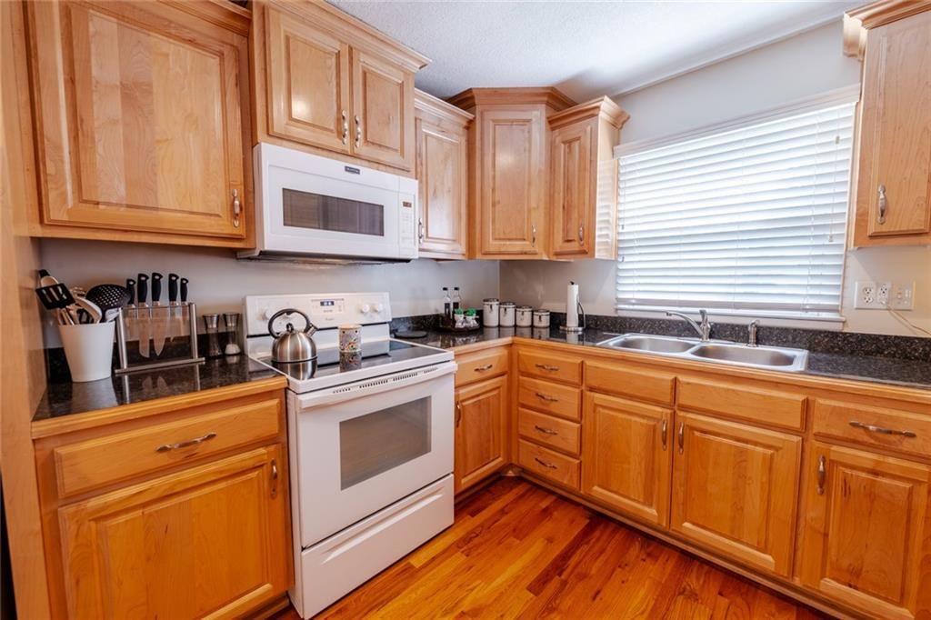 6108 NW KLAMM Drive — photo 13