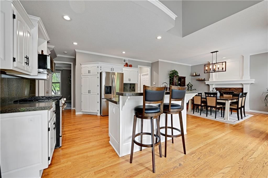 8520 W 142 Street — photo 24