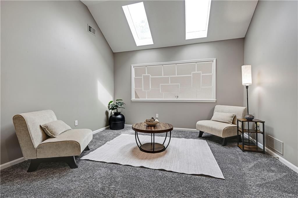 8520 W 142 Street — photo 39