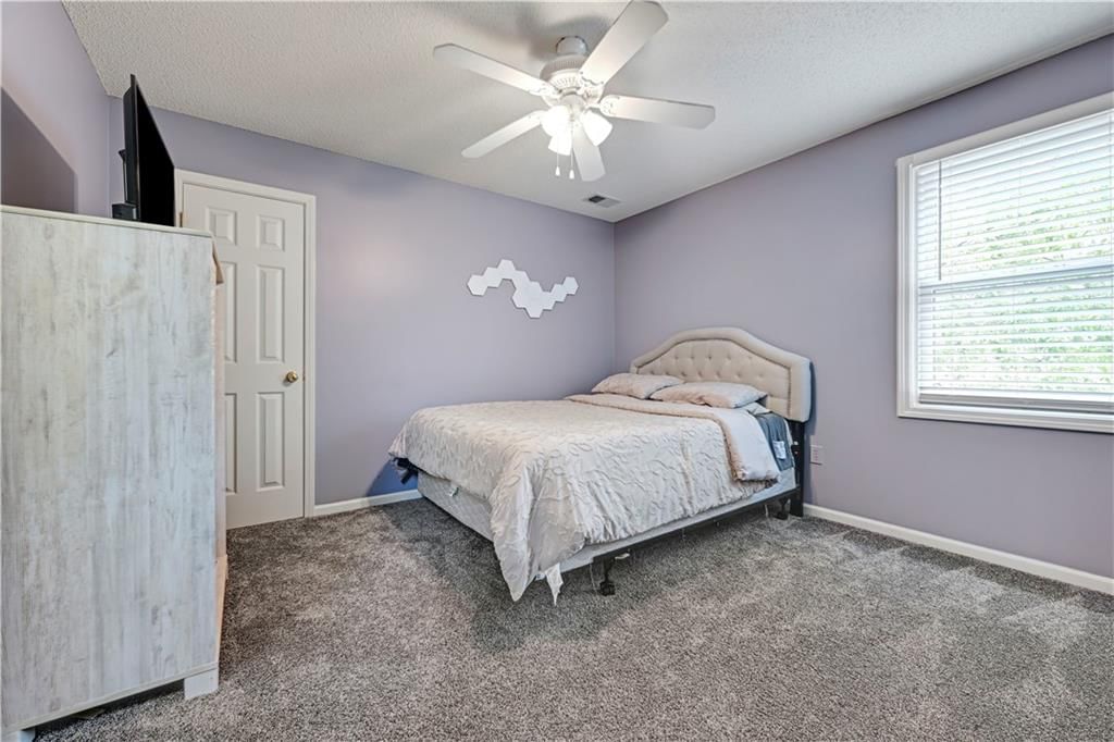 8520 W 142 Street — photo 41