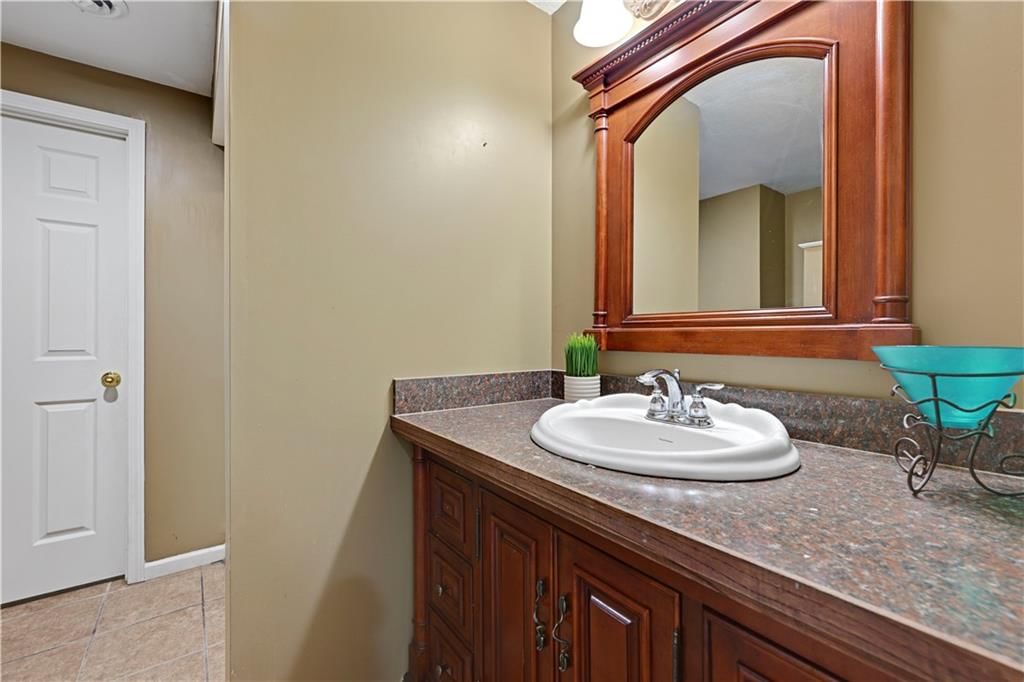 8520 W 142 Street — photo 50