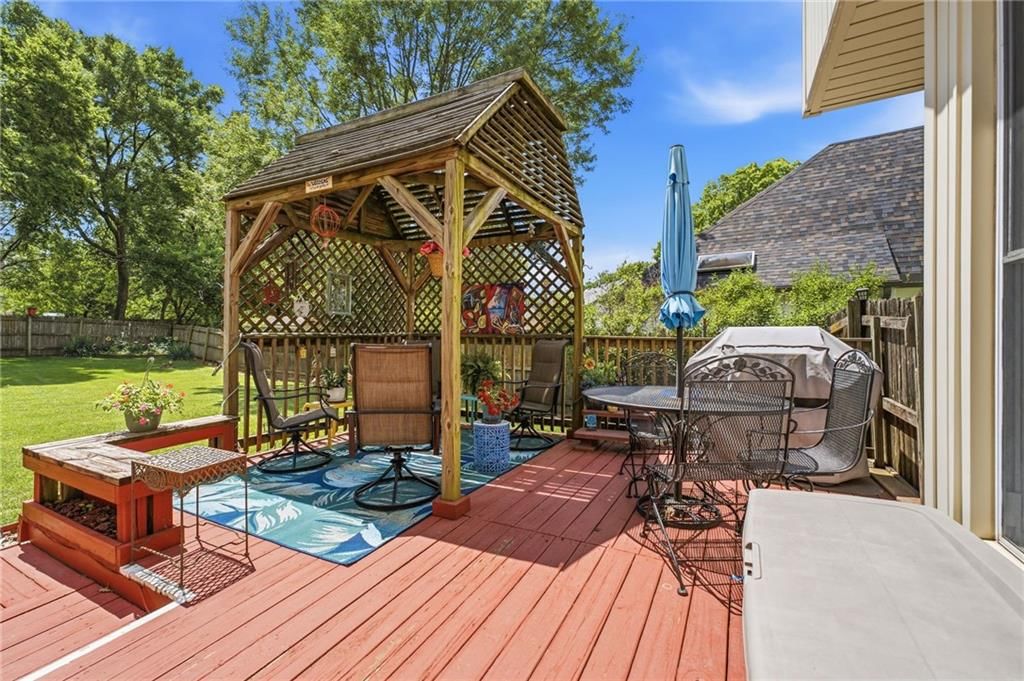 1153 E Frontier Lane — photo 30