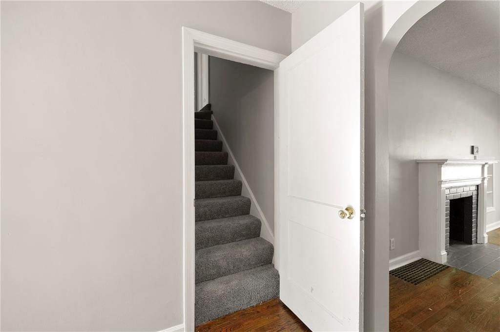 7426 Olive Street — photo 25