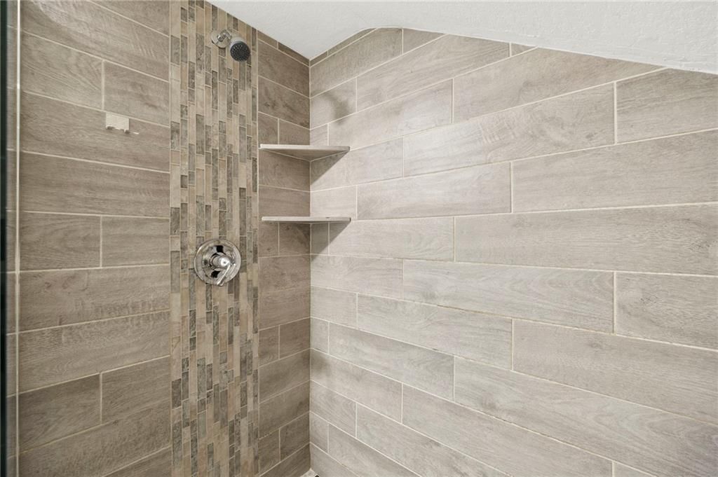 7426 Olive Street — photo 34