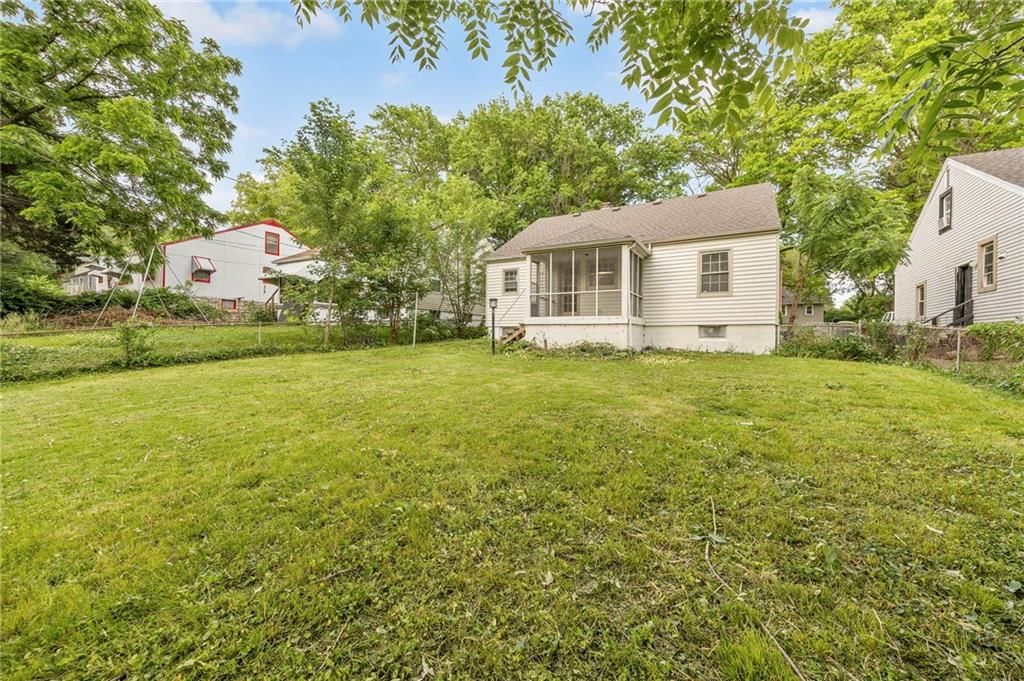 7426 Olive Street — photo 41