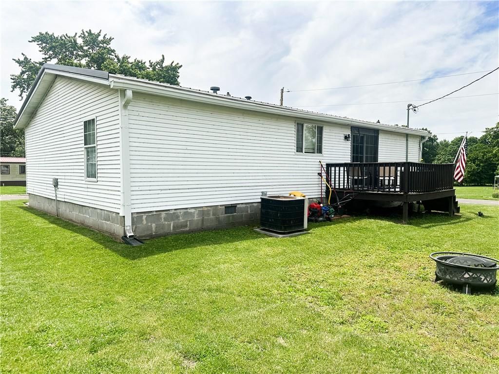 816 McGowan Street — photo 2