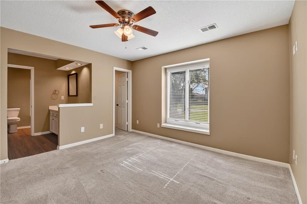 2018 Lexington Road — photo 34